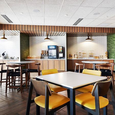 Fairfield Inn & Suites Шебойган Экстерьер фото